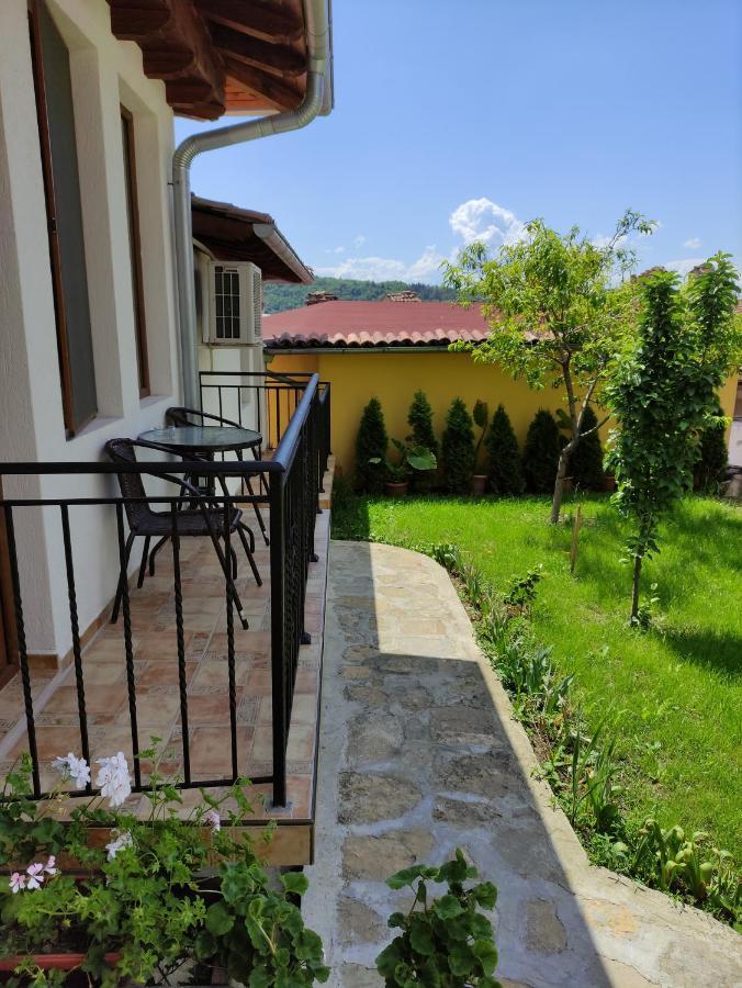 Family Hotel "Slavianska Dusha" Veliko Tárnovo Exterior foto