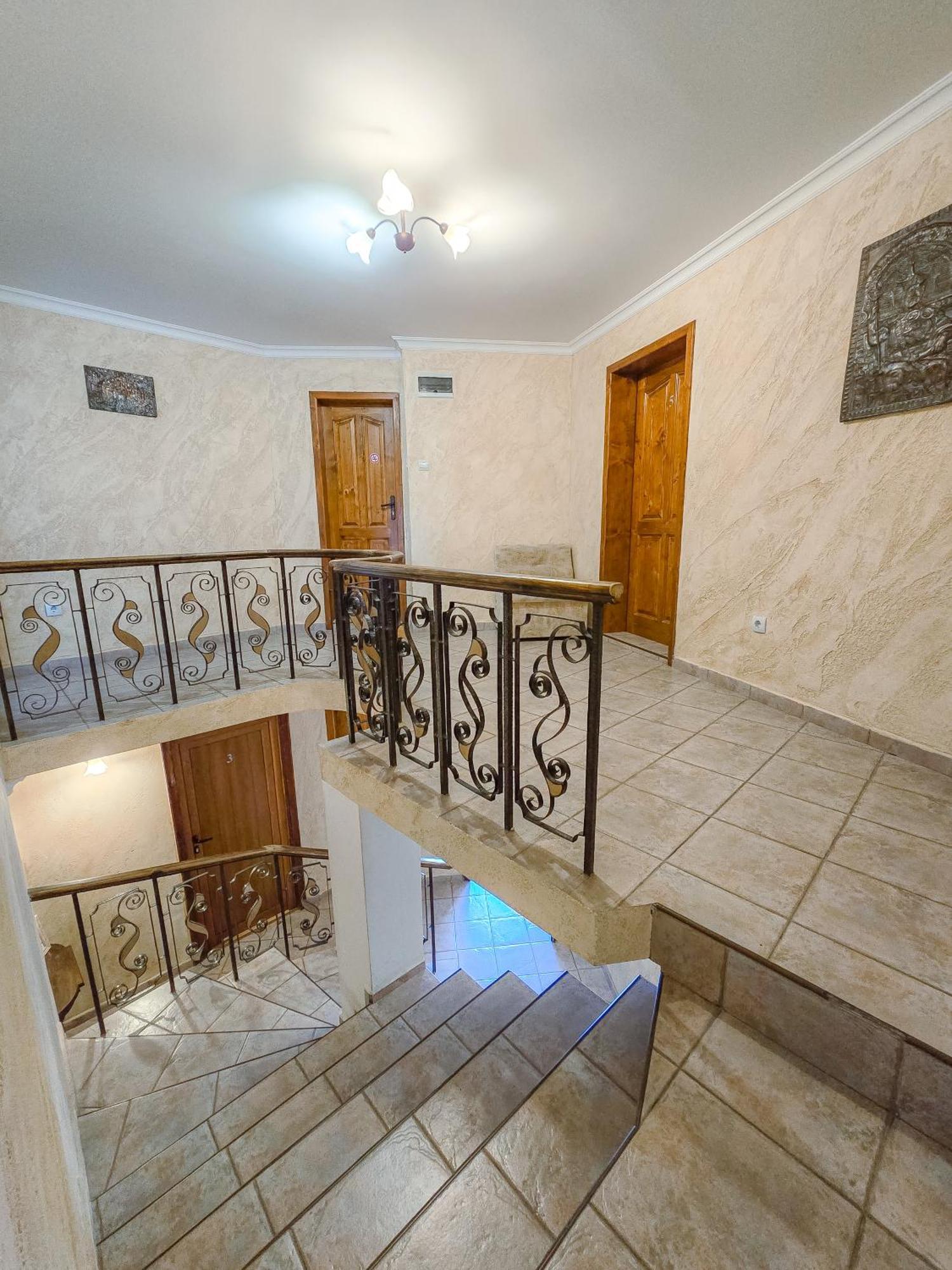 Family Hotel "Slavianska Dusha" Veliko Tárnovo Exterior foto